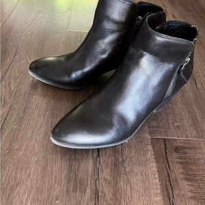 FRYE boots. Size 6.5 M, Black leather